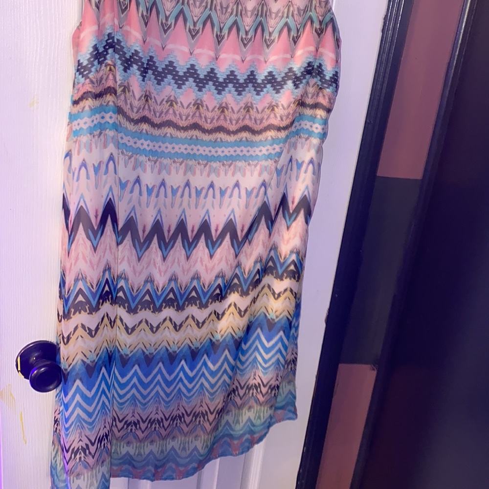 Dress - Picture 2 of 3